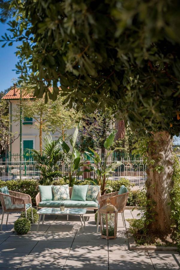 Hotel Embassy Riccione Exterior foto